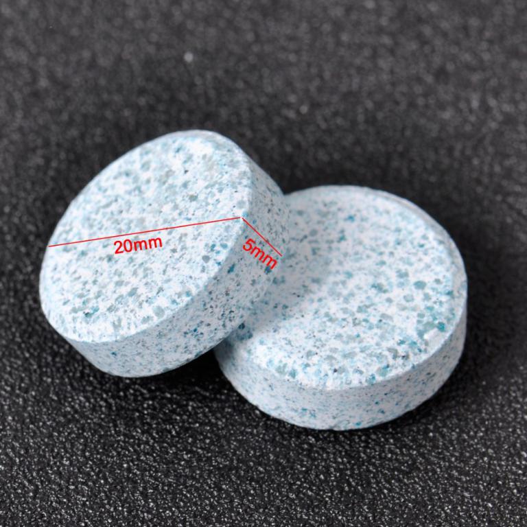 Pack of 2 car windshield glass washer cleaner tablet