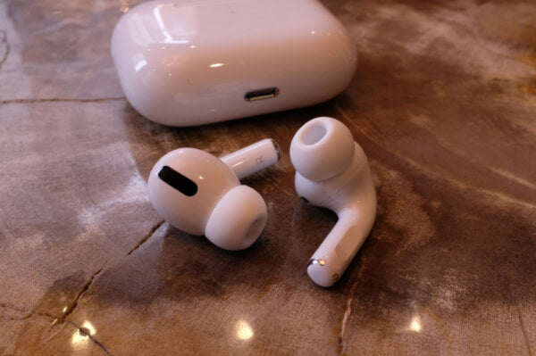 New apple airpod pro
