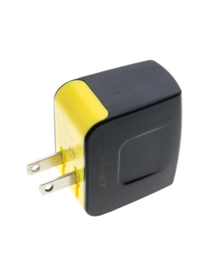 Remax fast charger 3.4 ampere - black