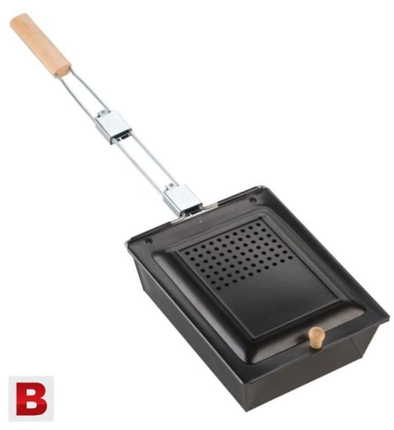 Campfire corn popper popcorn