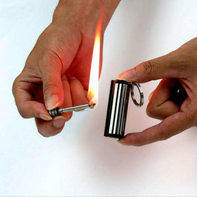 Outdoor emergency flint fire starter key ring