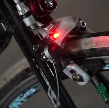 1pc bicycle rainproof brake led red lamp light with battery